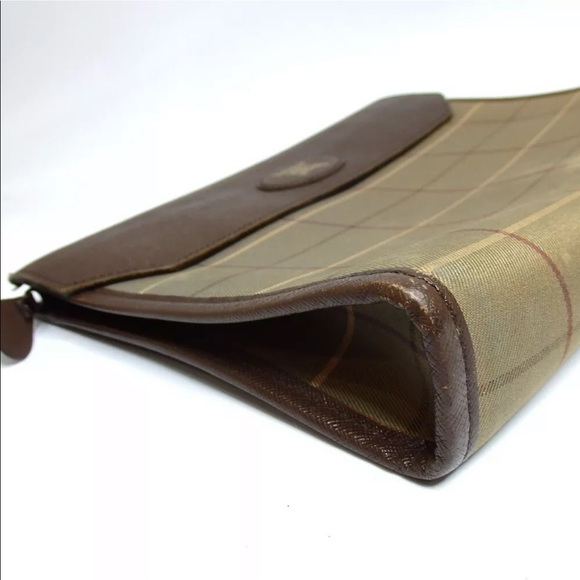 AUTH Vintage Burberry Clutch - Picture 3 of 6